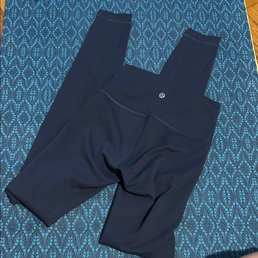 Lululemon Women's Navy Blue High-Waisted Leggings new without tags